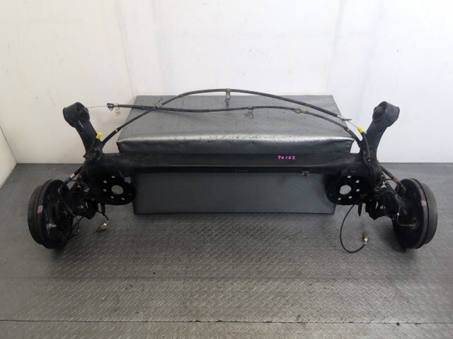 アクア NHP10 リア アクスル ビーム 42110-52332拍卖