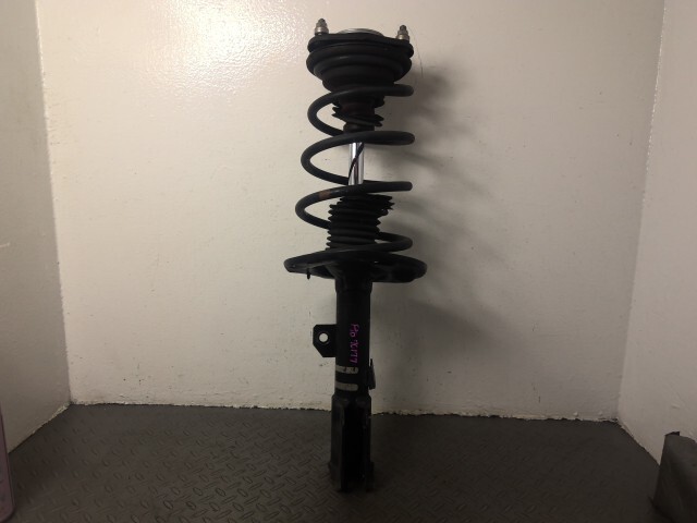 ノア ZRR70W 右 フロント ストラット サスペンション 48510-80522拍卖