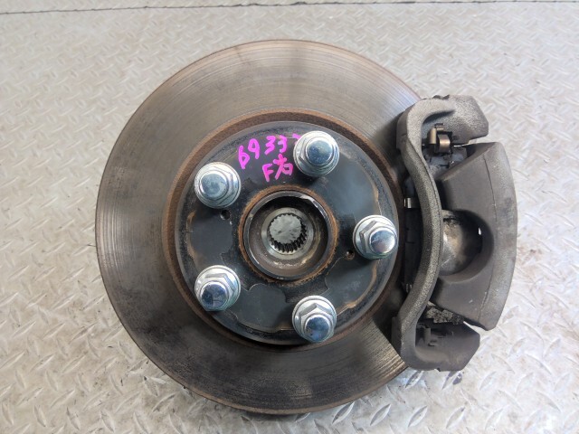 エスクァイア ZWR80G 右 フロント ナックル ハブ 43211-44040拍卖