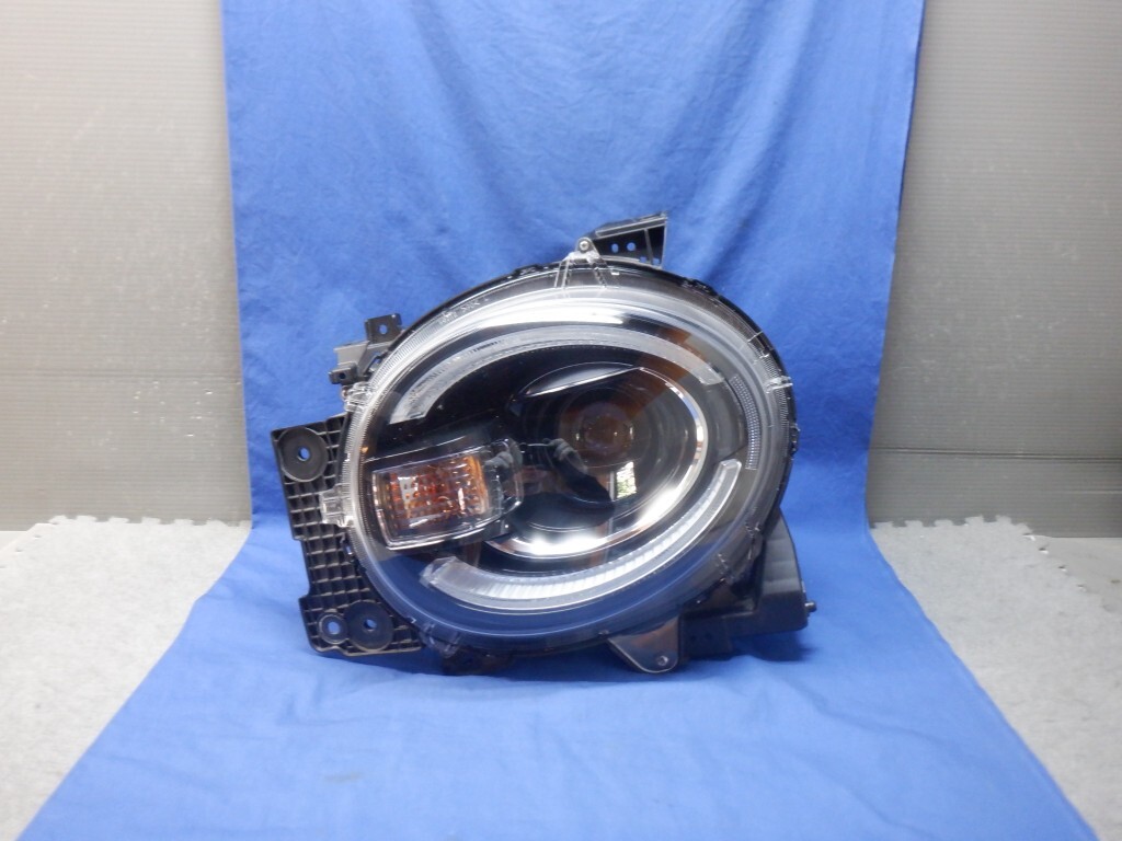 美品 ワゴンRスマイル MX81S/MX91S 左ヘッドライト LED W6079 (Z3984)拍卖