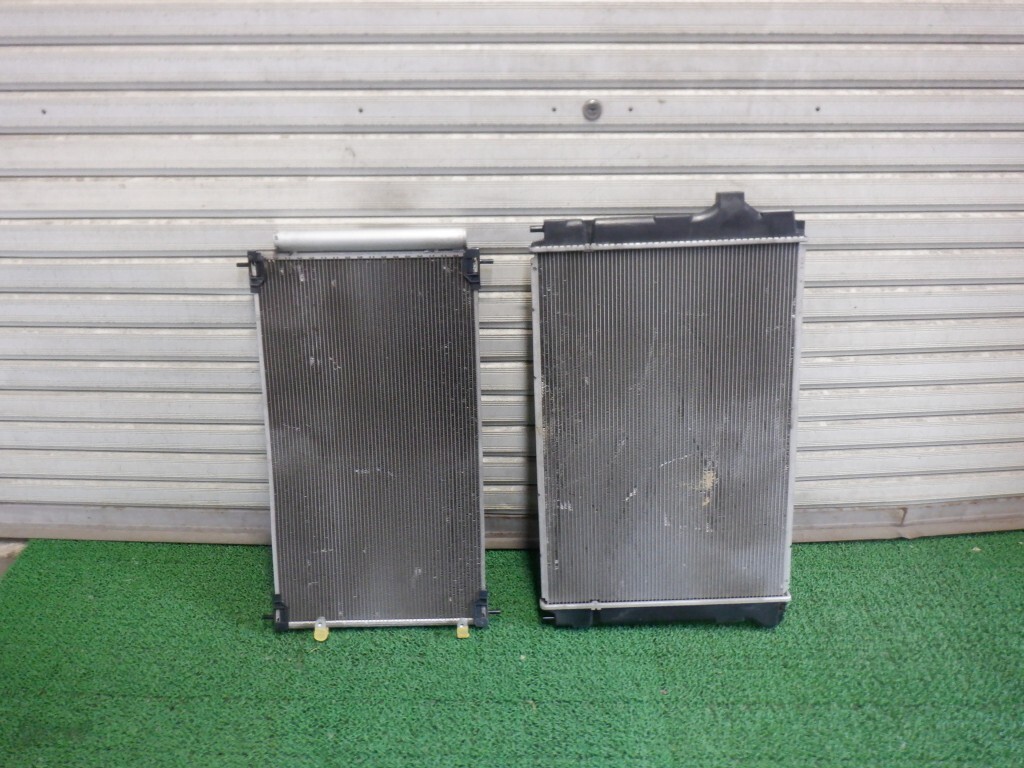 アクシオ/フィールダー NKE165 ラジエーター コンデンサー 422134-8630 (A4002)拍卖