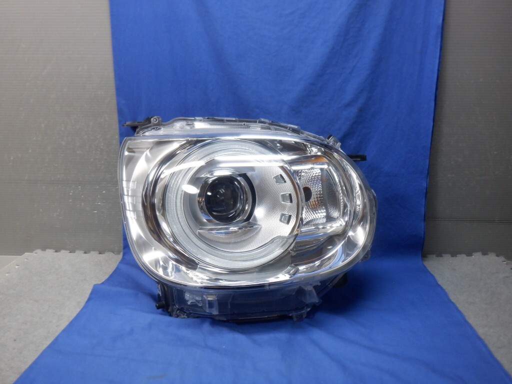 ムーブキャンバス LA800S/LA810S 右ヘッドライト LED 100-69038 8L (Z4075)拍卖