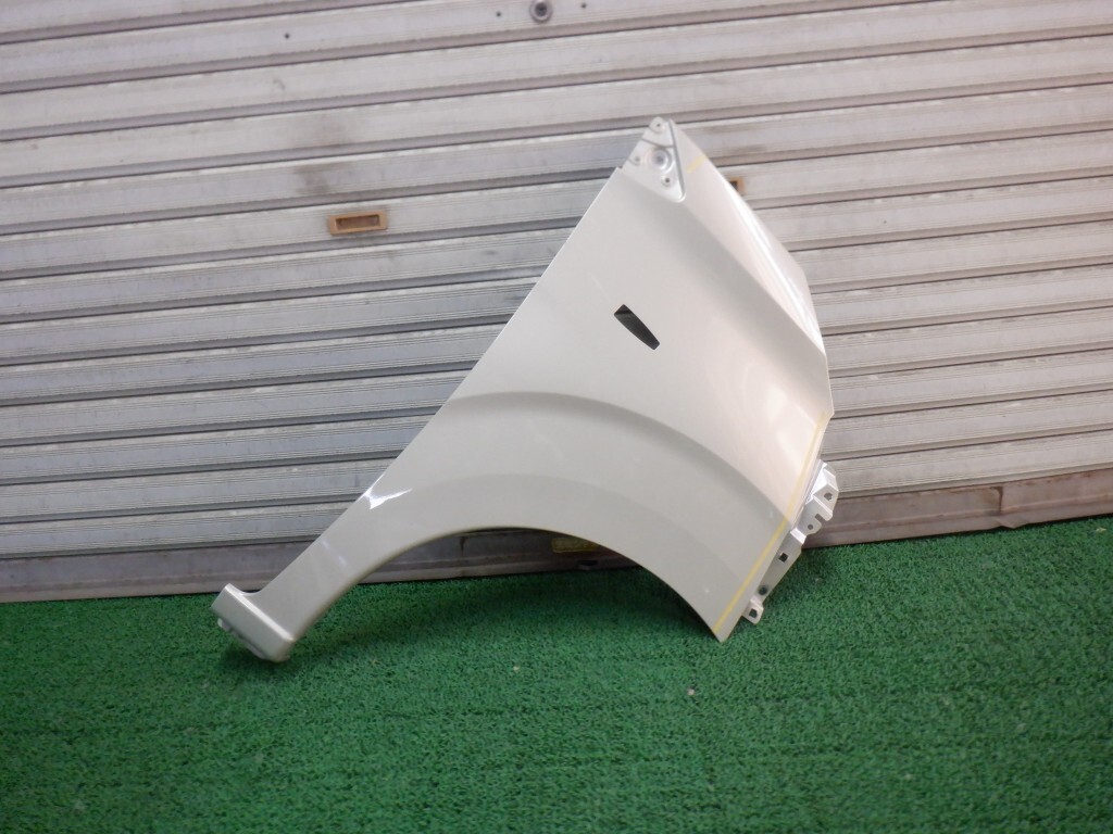 デイズ B44W/B45W/B47W/B48W 右フェンダー ekワゴン (A4090)拍卖