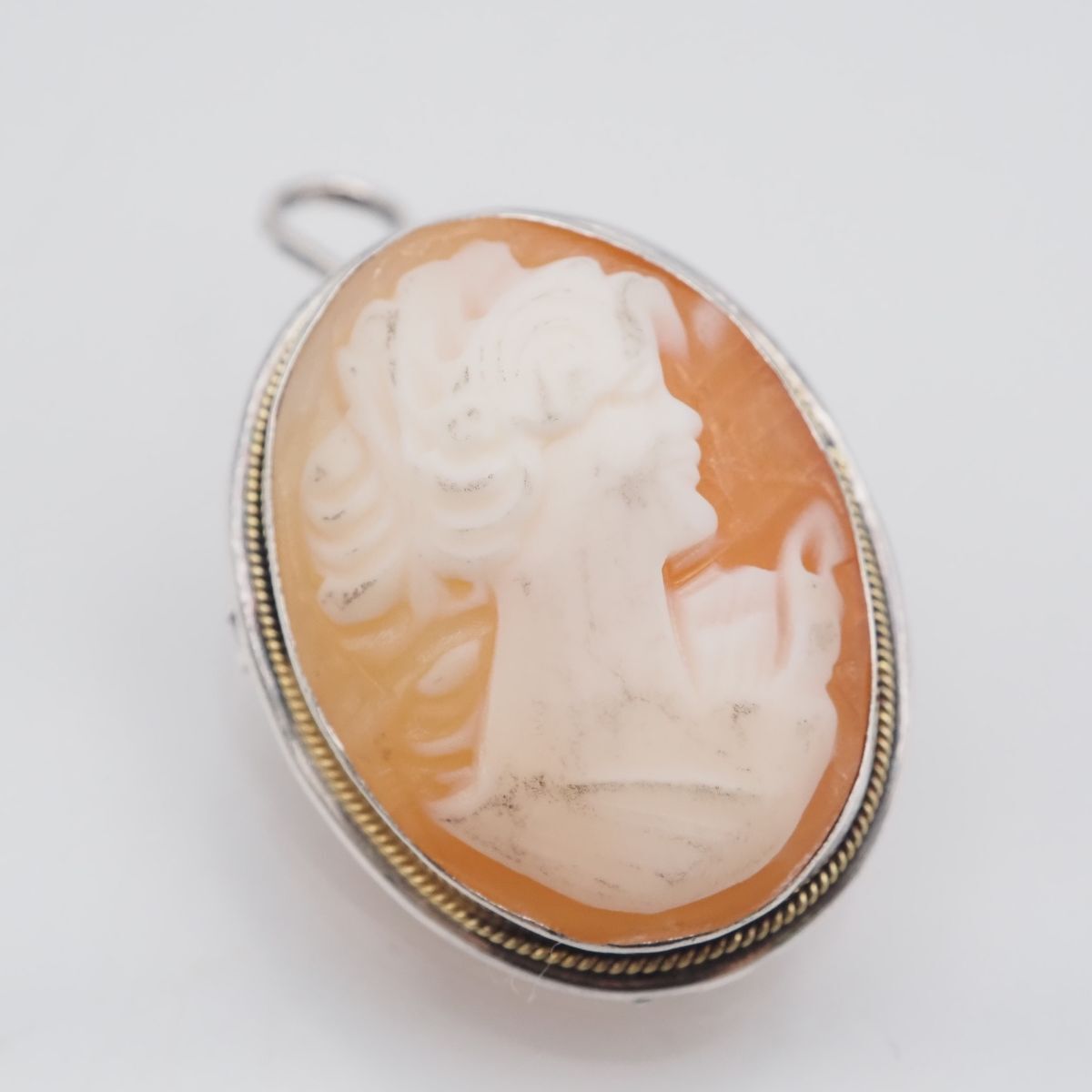 F984 シェルカメオ 作家サイン有 800刻印 ブローチ 女性横顔 デザイン シルバー ヴィンテージ拍卖