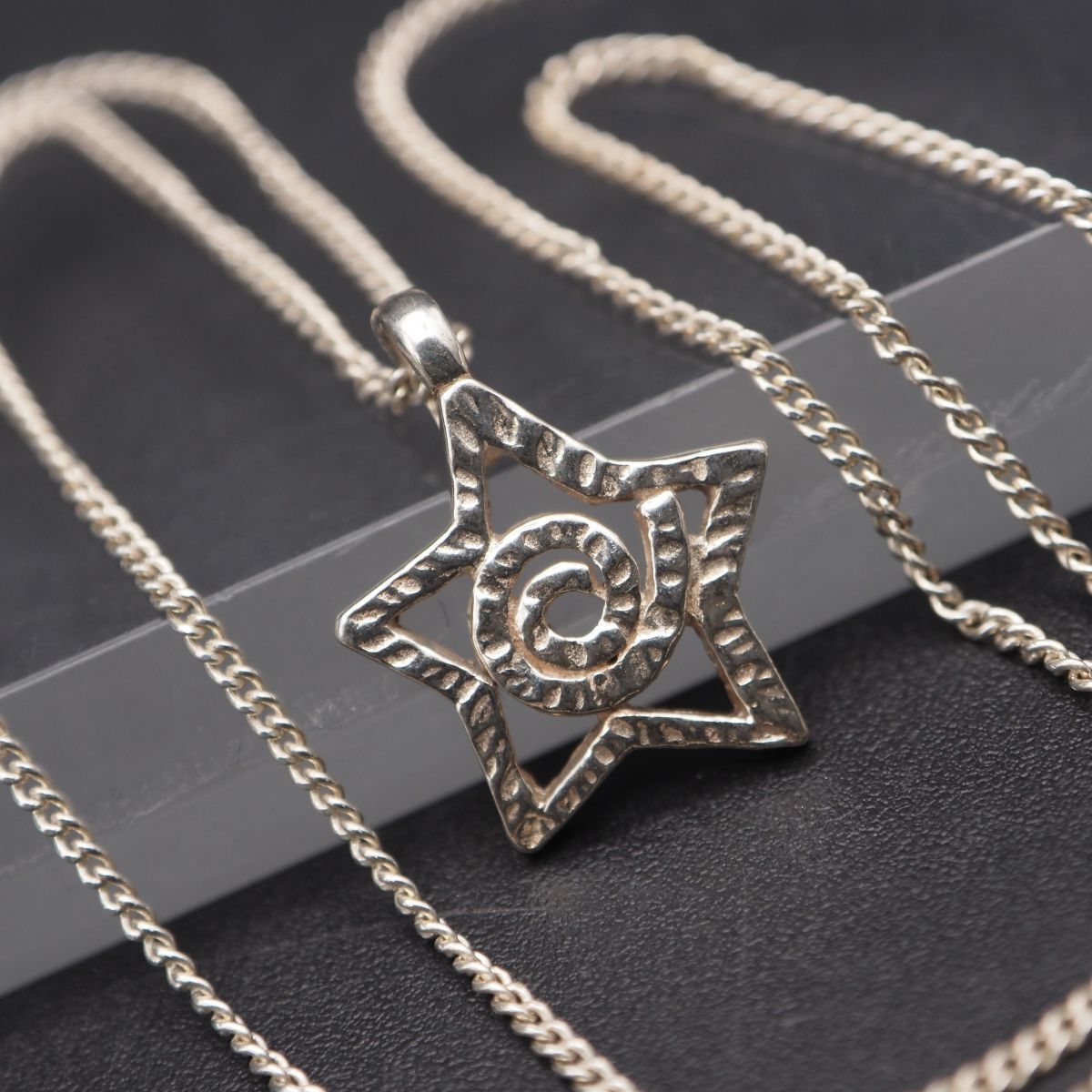 G368 ヴィンテージ SILVER925 SPAIN刻印 ペンダント ネックレス スター 貝殻 シェル デザイン シルバー拍卖