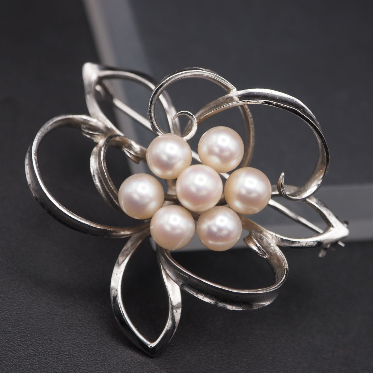G619 本真珠 5.6-5.8mm7珠 パール SILVER刻印 ブローチ デザイン シルバー コサージュ 6月誕生石拍卖