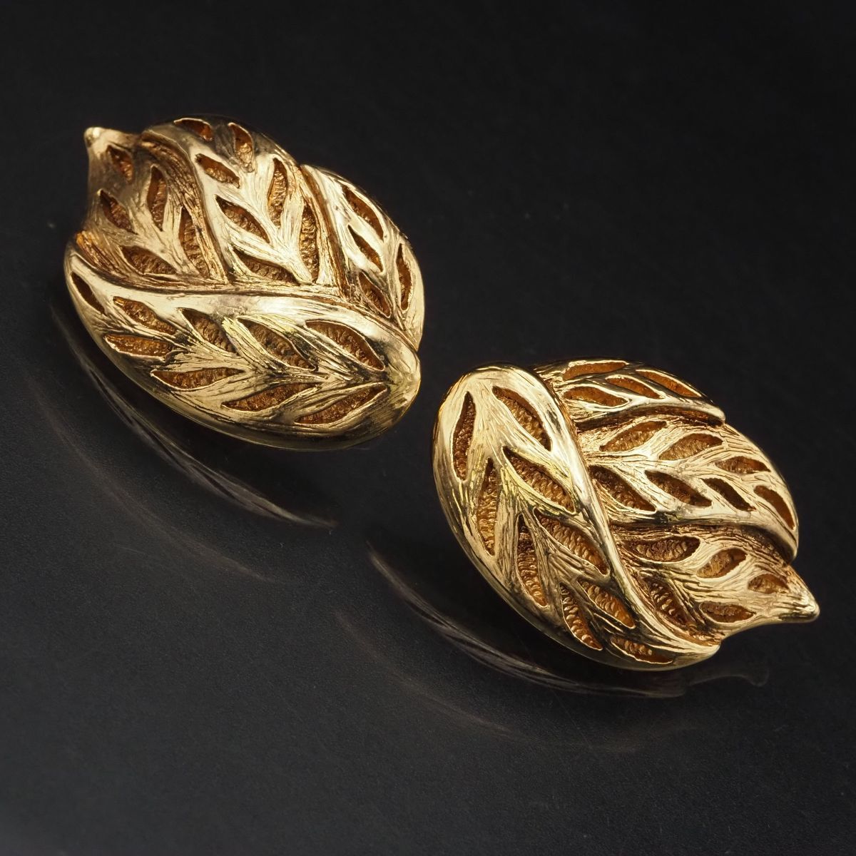 G705 イヤリング 大ぶり リーフ ゴールド デザイン コスチュームジュエリー拍卖