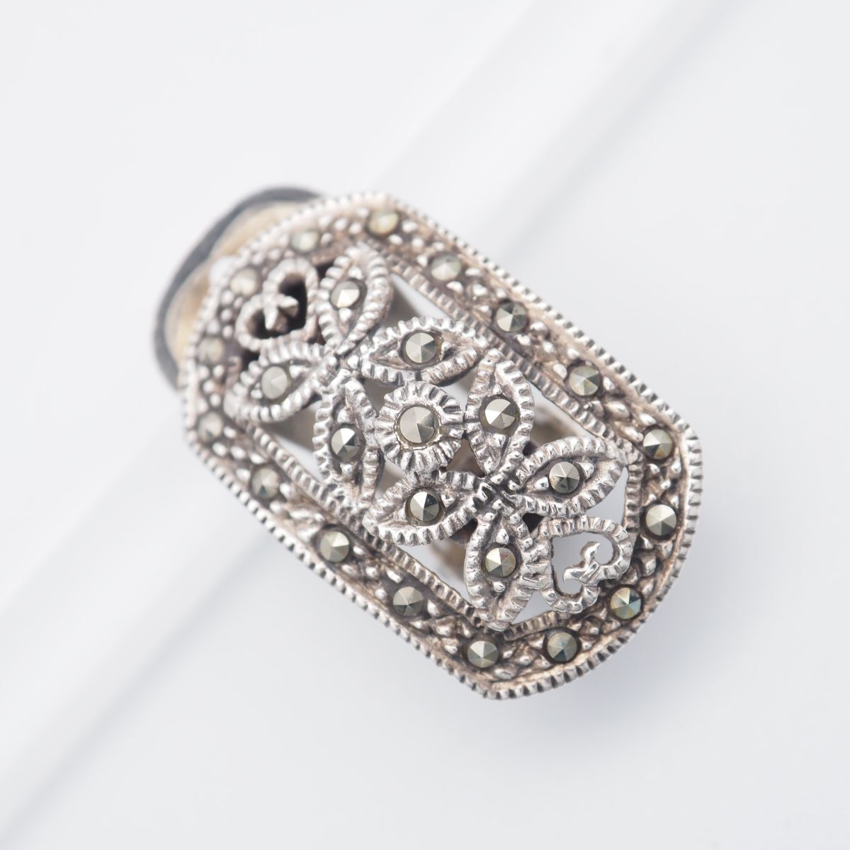 G859 マーカサイト マルカジット 925刻印 イヤリング 片耳のみ デザイン シルバー ヴィンテージ拍卖