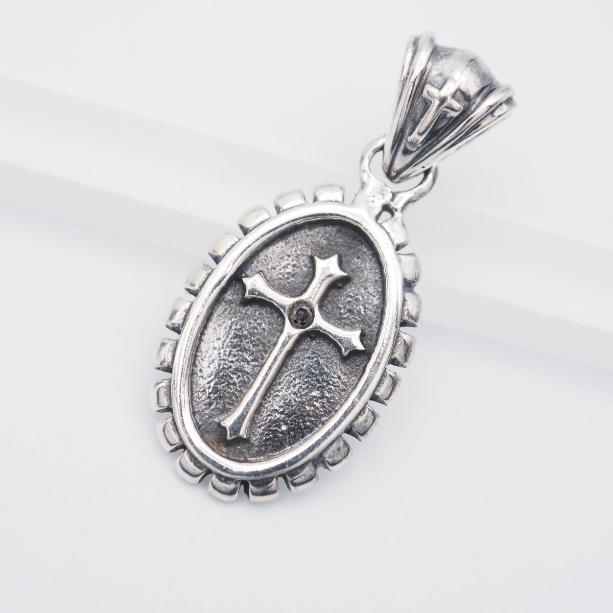 G976 ブラックダイヤモンド S925刻印 ペンダント トップ クロス デザイン シルバー チャーム ヘッド ヴィンテージ 4月誕生石拍卖