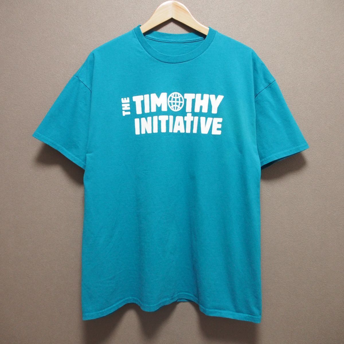 T070 TIMOTHY INITIATIVE 文字ロゴ Tシャツ 古着 アメリカ 輸入拍卖