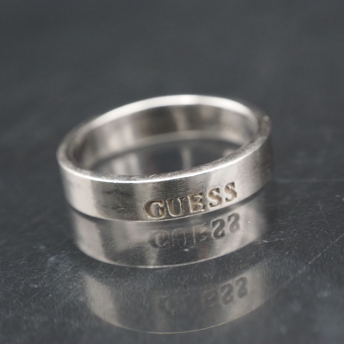 H164 GUESS ゲス 925S刻印 リング ロゴ デザイン シルバー 指輪 13号拍卖