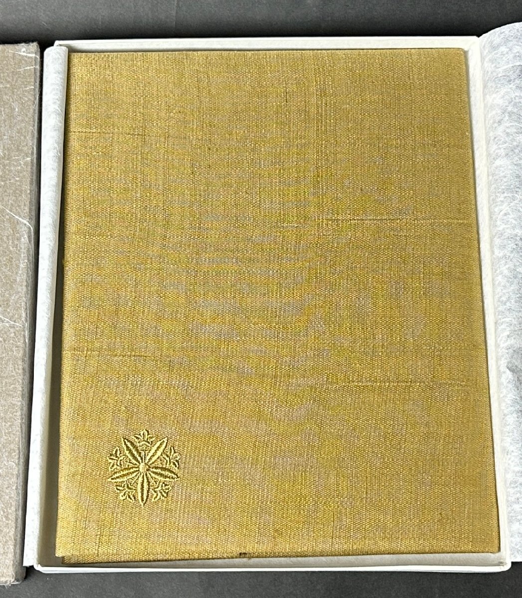 Y679『未使用品』曹洞宗 両本山御用達 曹洞宗専門 梅花講御指定販売店 谷口法衣佛具店 技の琴 仏具 経本入れ 袱紗 お布施入れ 現状品拍卖