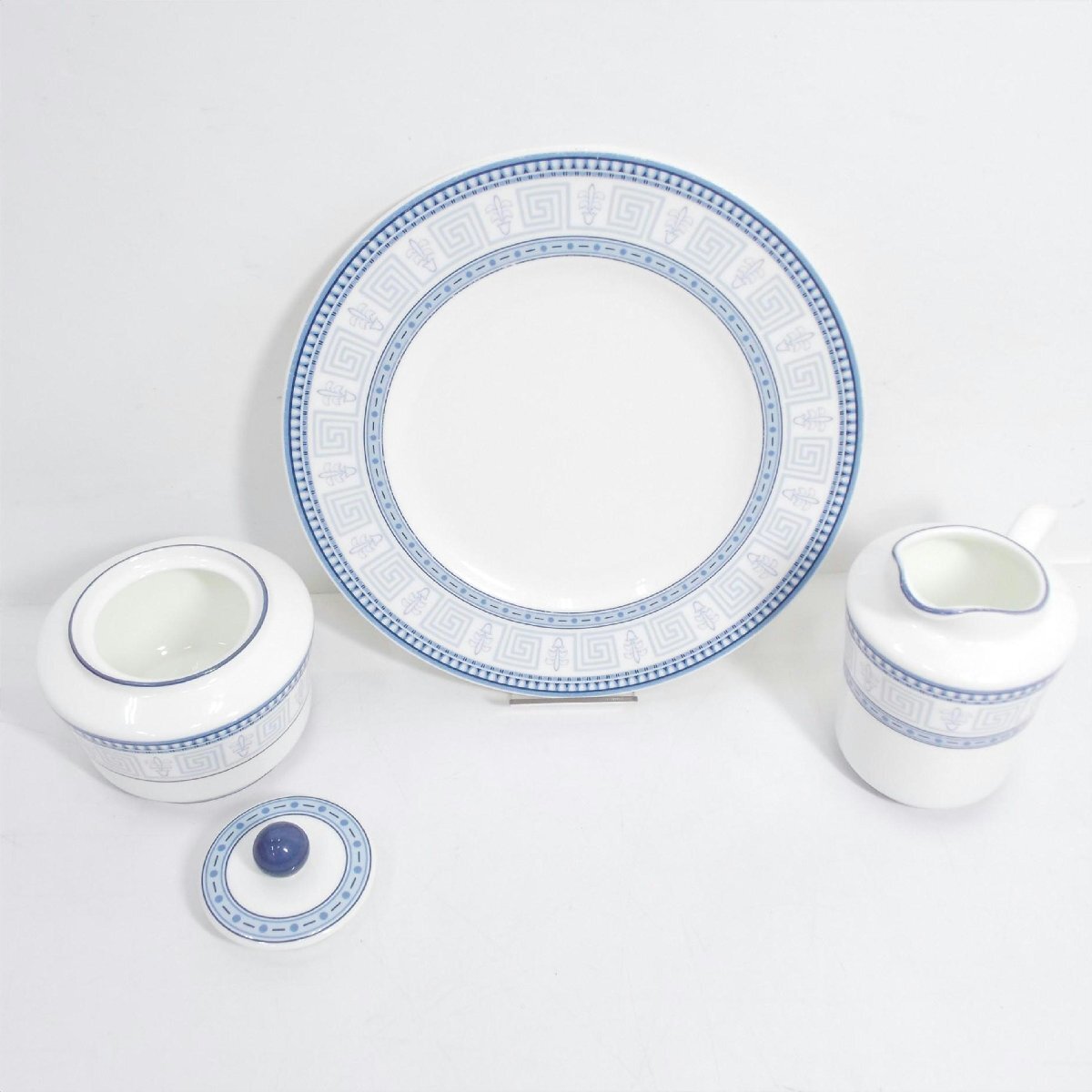 1円【一般中古】Richard Ginori リチャードジノリ/20cmプレート・ミルクポット・シュガーポット 合計3点セット/42拍卖