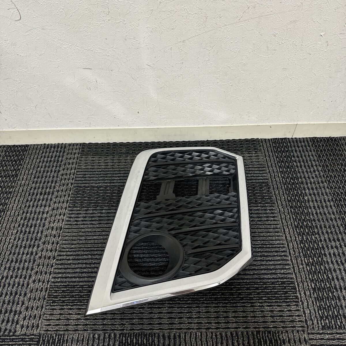 トヨタ AGH30 AGH35 GGH30 GGH35 30系 前期 ヴェルファイア Z 純正 右 運転席 フォグカバー 81481-58210 ②拍卖