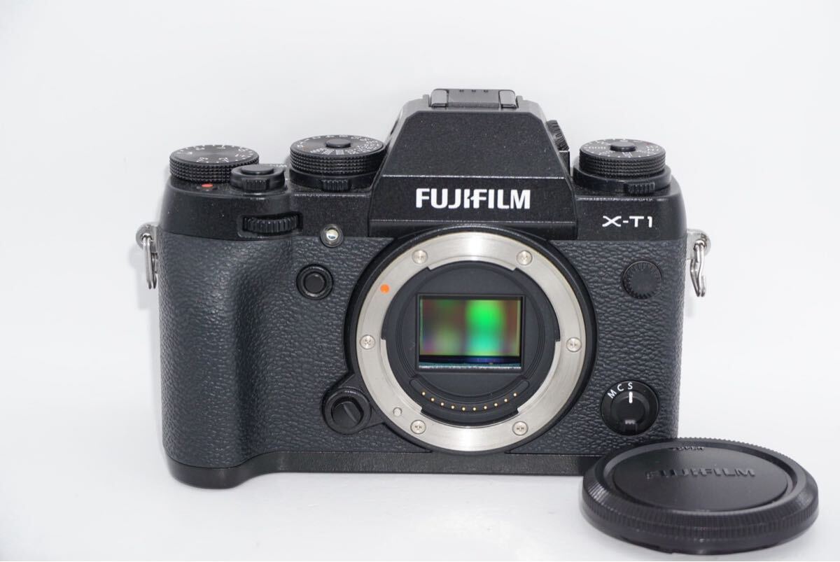 FUJIFILM X-T1 フジフィルム X-T1 ミラーレス一眼レフカメラ ブラック ボディ拍卖