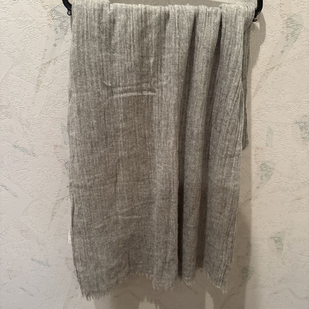 送料185円可 UNIQLO カシミア 100% カシミヤビッグストール マフラー ストール ユニクロ 中古 ライトグレー拍卖