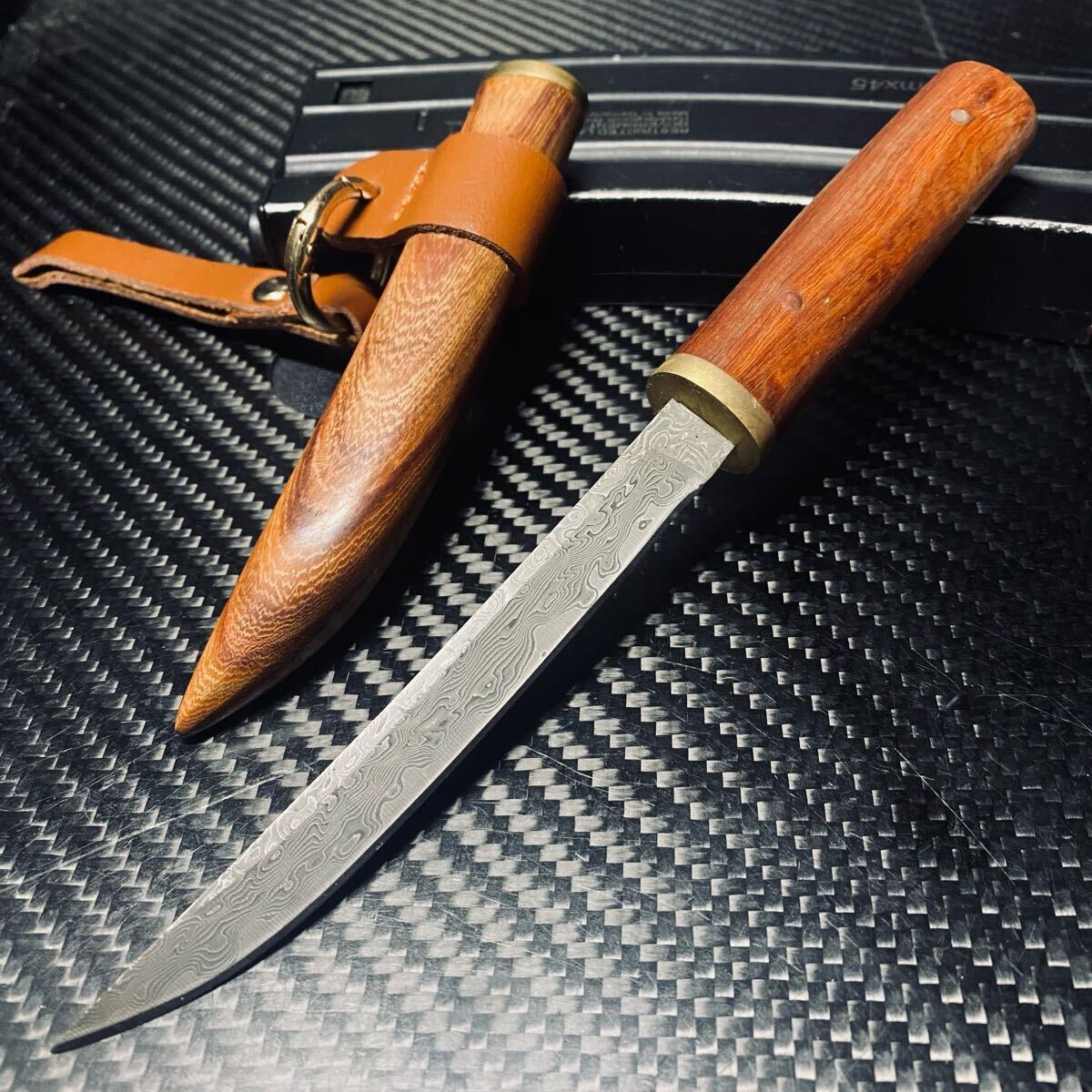 超高品質 和式 日本刀 サバイバルナイフ 鋼製 薪割り シース付き キャンプ アウトドア ハイキング 野外登山 72g拍卖