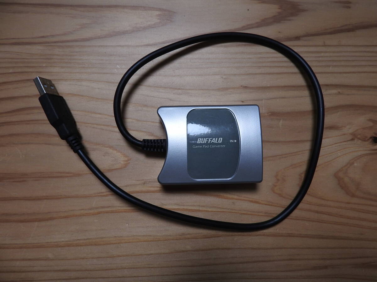 BUFFALO バッファロー USB ゲームパッドコンバーター bgcups101sva PS1/PS2のコントローラをパソコンで使用するためのコンバータ 動作品拍卖