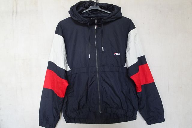FILA/フィラ/FL-9A26001WJ/ジャンパー/アウター/ナイロン系ポリエステル/裏起毛/前ジップアップ/白赤切替/紺/ネイビー/Lサイズ(10/17R7)拍卖