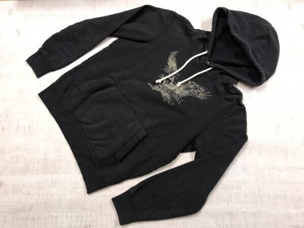 アメリカンイーグルアウトフィッターズ AMERICAN EAGLE OUTFITTERS Vガゼット プリント プルオーバー スウェット パーカー メンズ XS 黒拍卖
