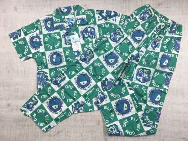 新品 PEACE 昭和レトロ オールド ファンシー 英字プリント イラスト パジャマ上下セットアップ キッズ コットン100% 150 緑拍卖