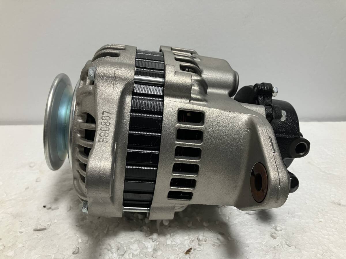 タイタン  オルタ―ネーター ダイナモ A2T74776 ジャンク hz09拍卖