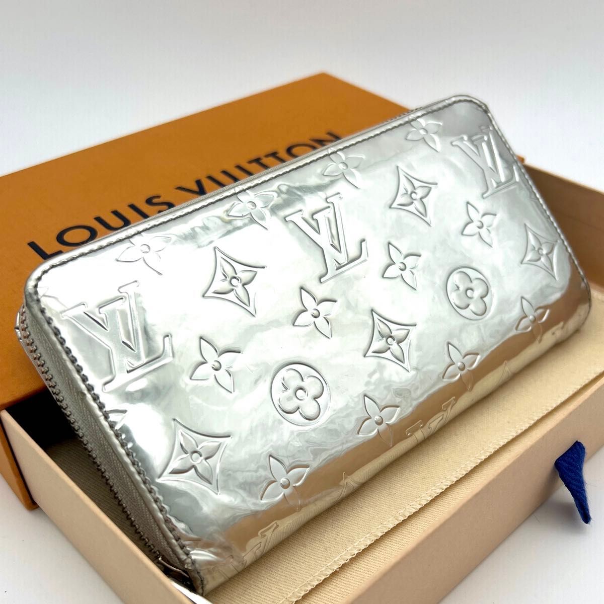 LOUIS VUITTON ルイヴィトン ミロワール ジッピーウォレット シルバー(銀) 長財布 A600拍卖