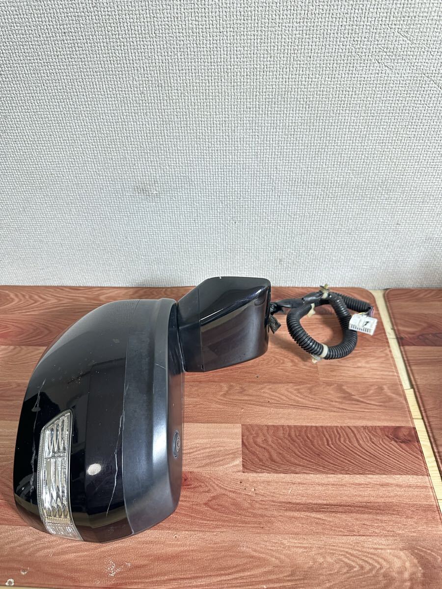 カメラ搭載!!ホンダ ステップワゴン スパーダ RK5/RK6/RK1用 純正右ドアミラー拍卖