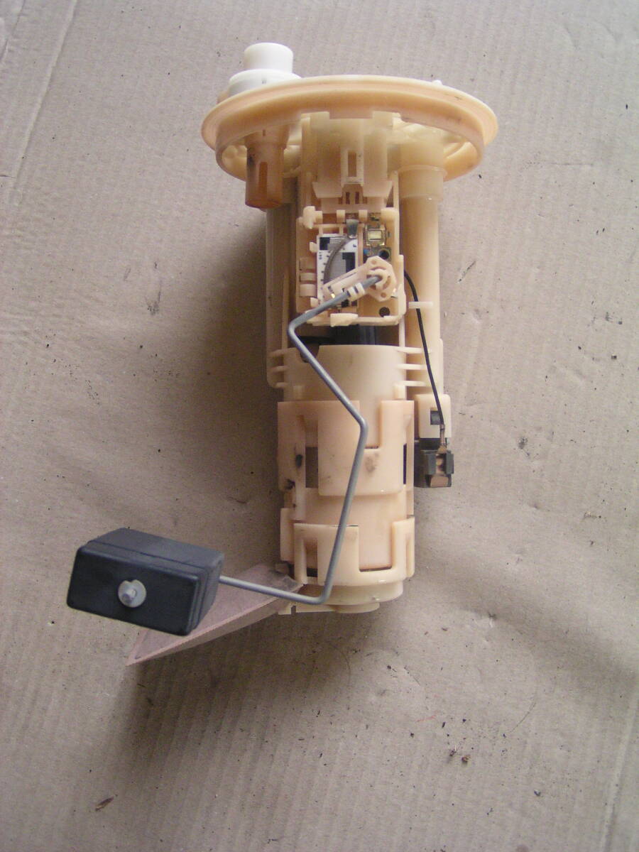 ☆ 79920km パッソ QNC10 KGC10 燃料ポンプ ヒューエルポンプ拍卖
