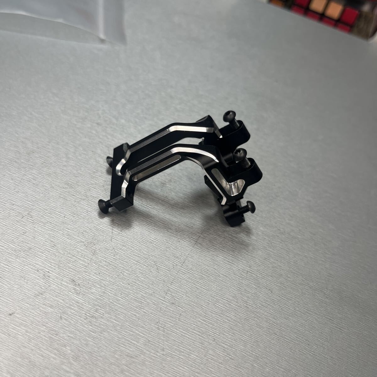 ヨコモ YD-2用 アルミ製一体型フロントバルクヘッド (軽量・ブラック) YOKOMO Y2-302DL RD SD MC-1拍卖