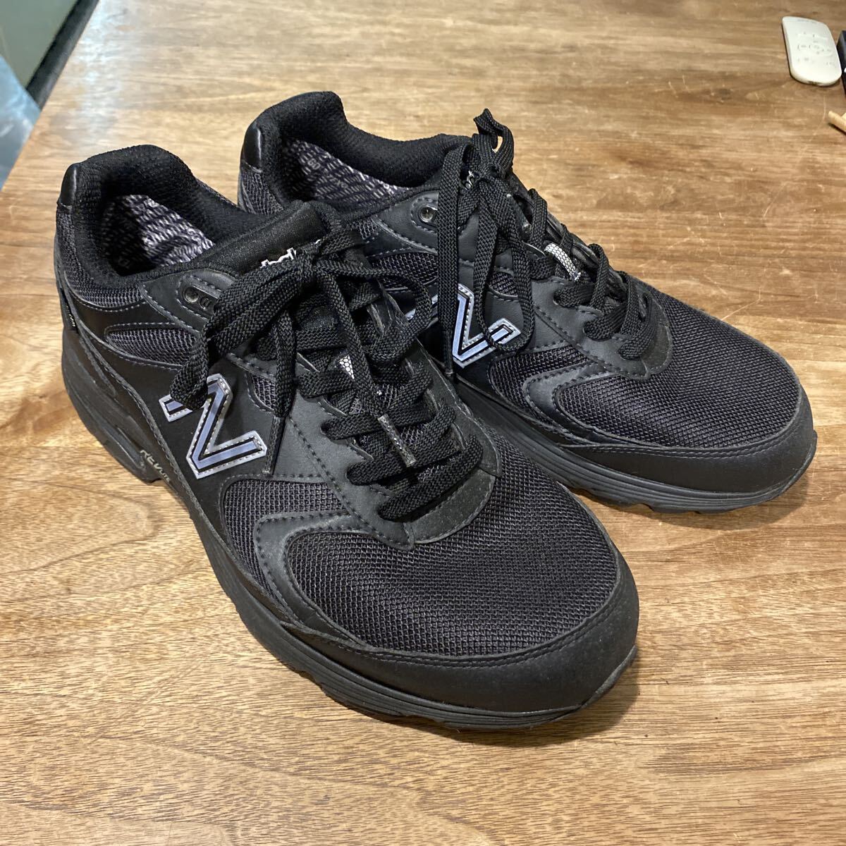 ニューバランス MW880GD2 US8/26センチ 美品 拍卖