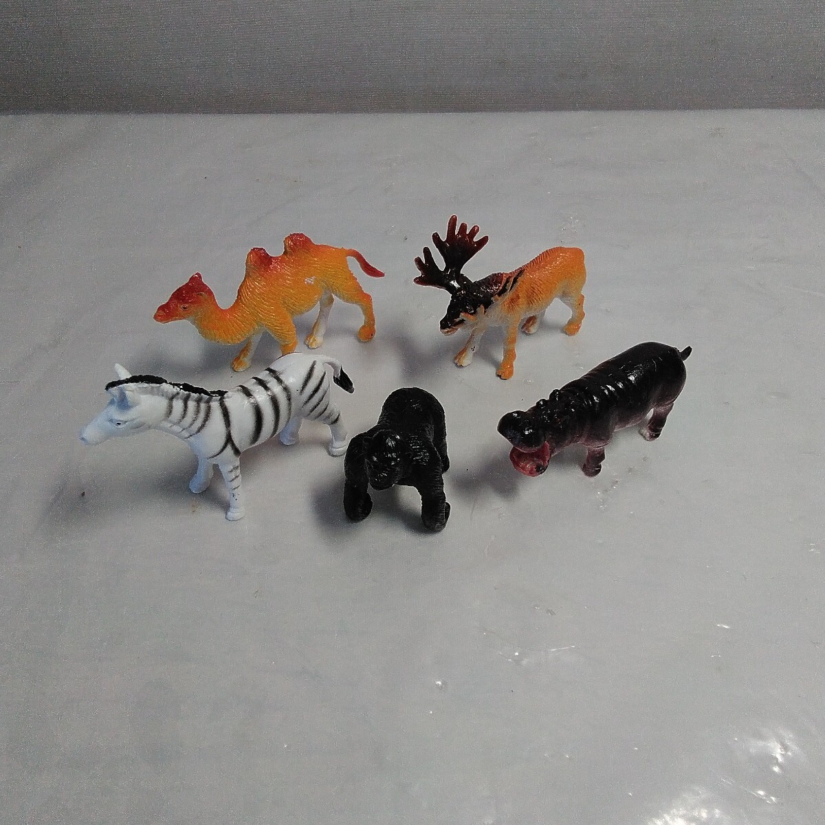 動物  フィギュア 5点  カバ シマウマ拍卖