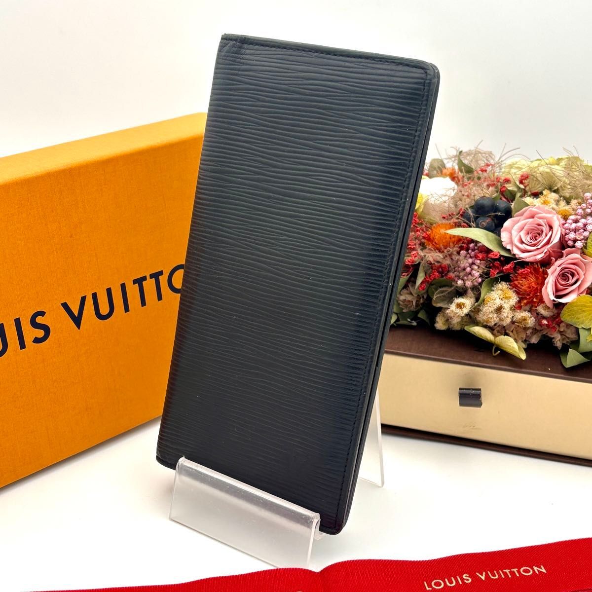ルイヴィトン エピ ポルトフォイユブラザ 長財布 黒 二つ折りブラック ビジネス LOUIS VUITTON ブランド 小物 おしゃれ拍卖