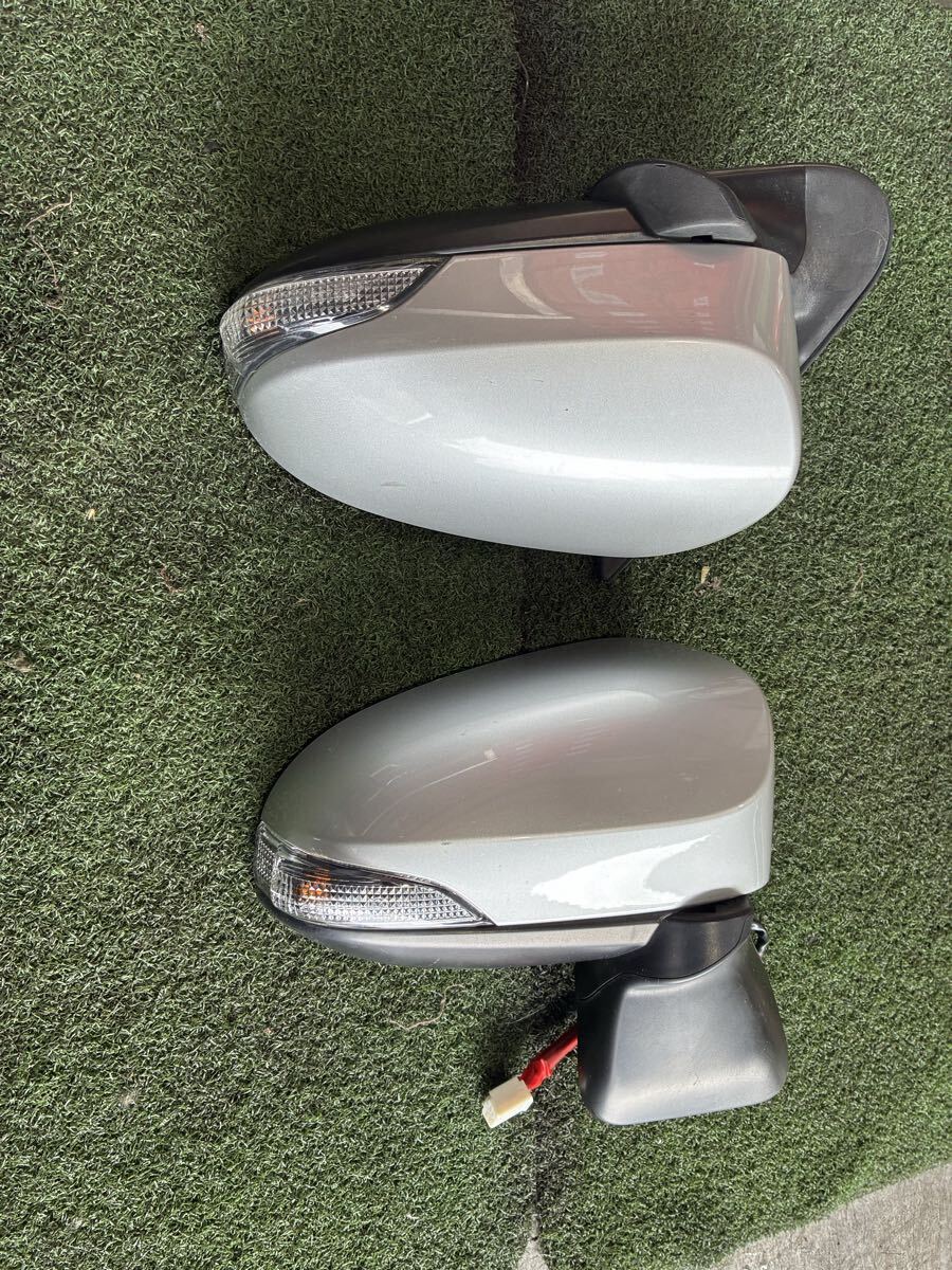 トヨタ スペード NCP141 ドアミラー 左右セット拍卖