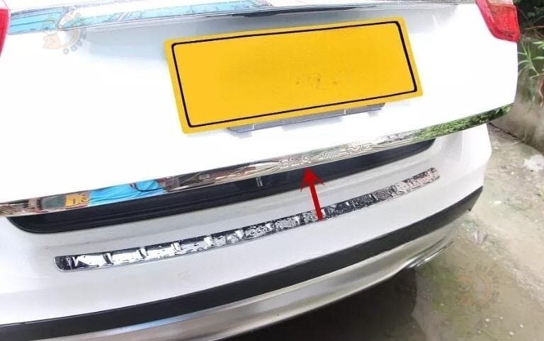 リアゲート ガーニッシュ パネル モール GLA X156 ロゴ入り拍卖