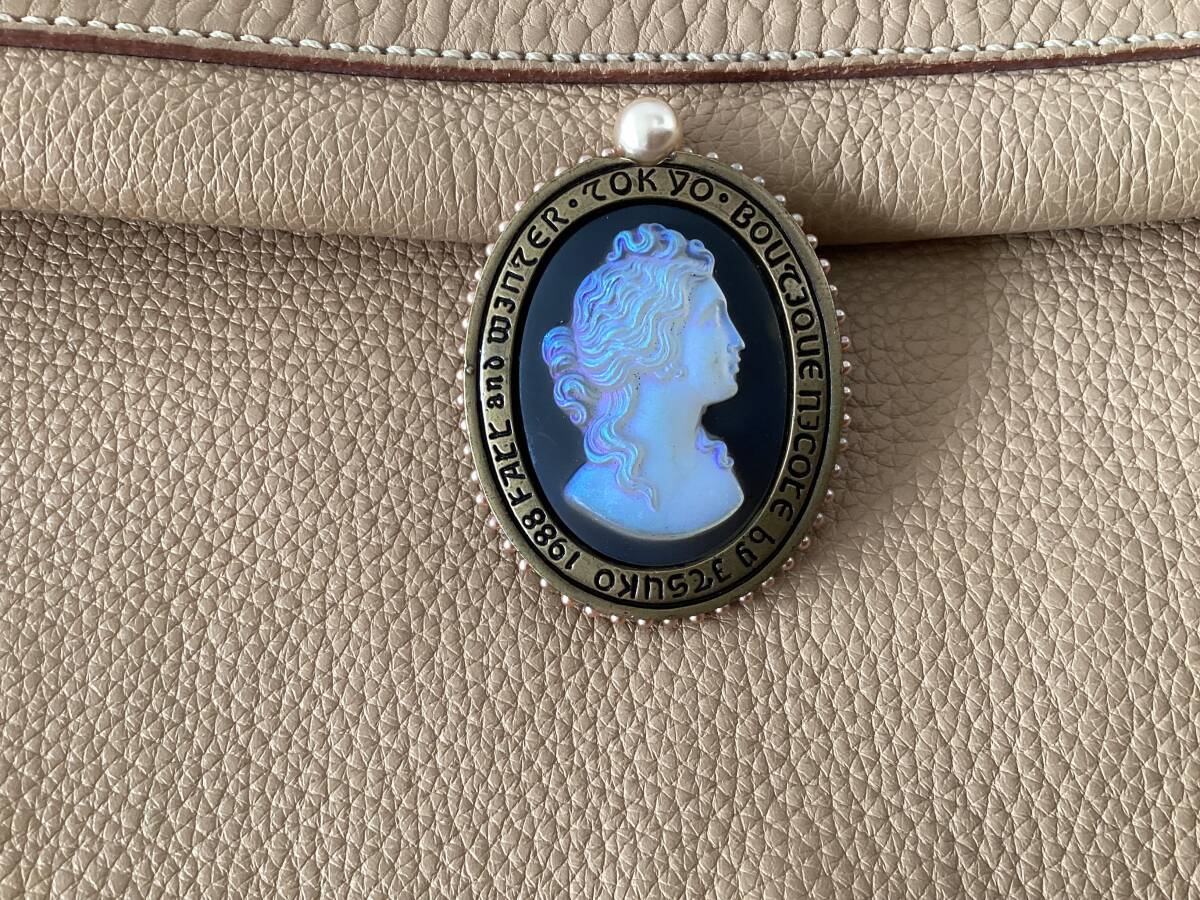 ★未使用★NICOLE カメオブローチ 1988年拍卖