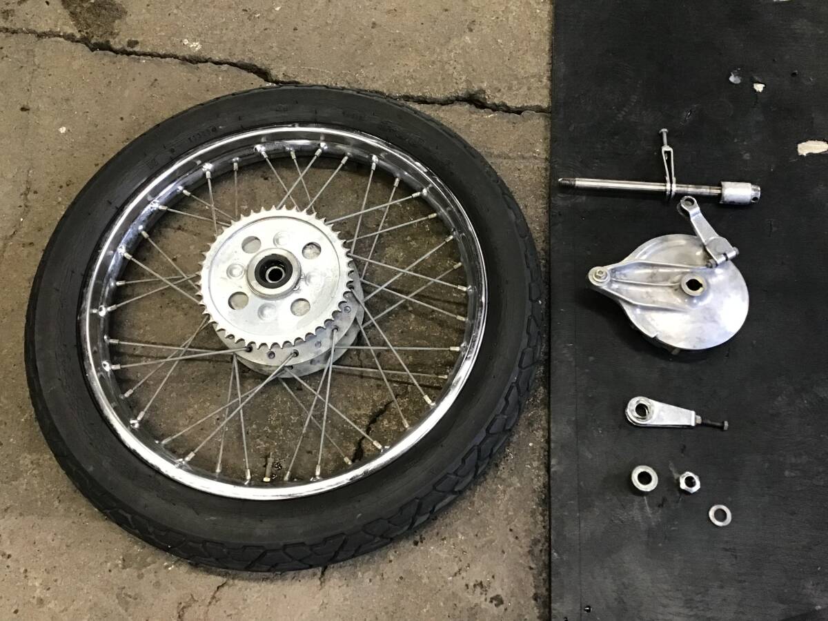 ホンダ CB125 1967製 リアホイール ハブ スプロケット ブレーキ ( 検索、CB92 CB72 CB750 )拍卖