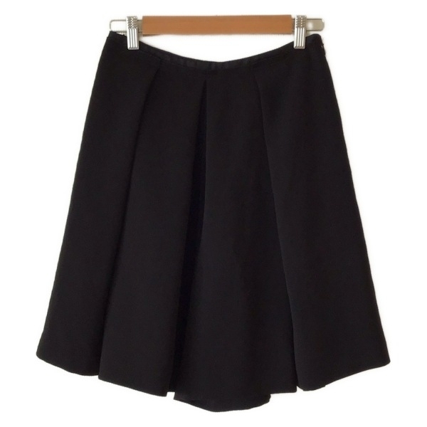 トゥービーシック TO BE CHIC ハーフパンツ サイズ40 M - 黒 レディース プリーツ 美品 ボトムス拍卖