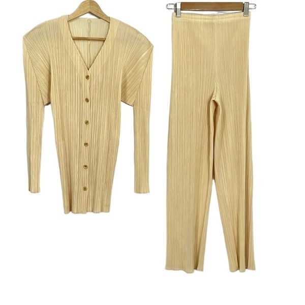プリーツプリーズ PLEATS PLEASE レディースパンツセットアップ - ライトブラウン レディース プリーツ/ウエストゴム 美品拍卖