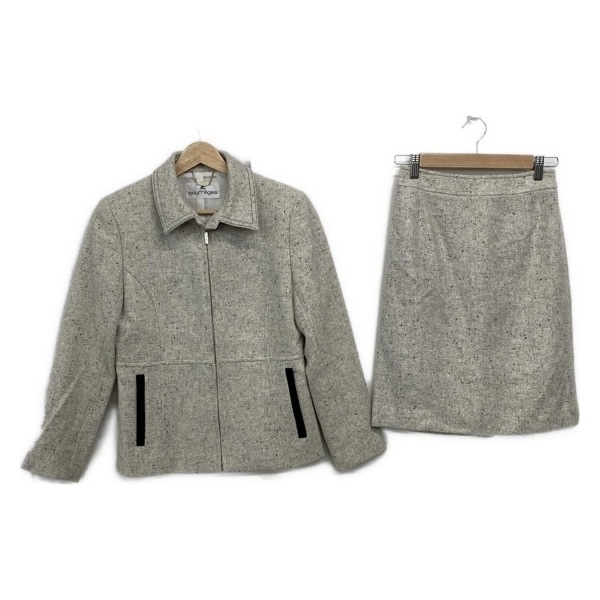 クレージュ COURREGES スカートセットアップ - グレー レディース 長袖/ひざ丈 美品 レディーススーツ拍卖