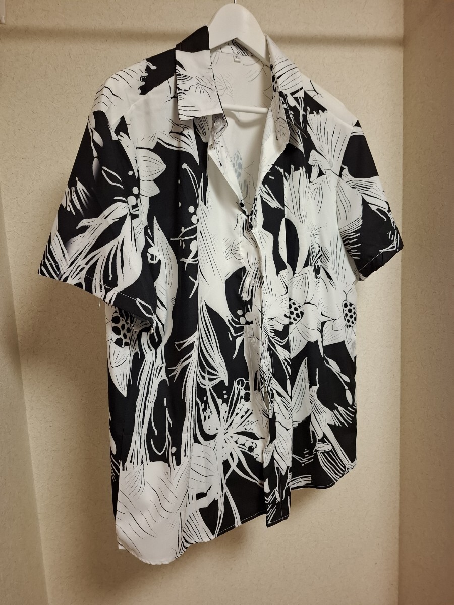 アロハシャツ 花柄 半袖シャツほぼ新品!格安です!お役立てくださいませ。拍卖