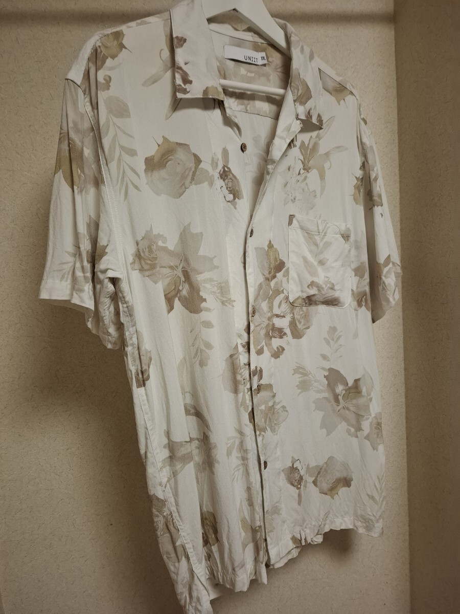 アロハシャツ 半袖シャツ 総柄 オープンカラーシャツ 花柄めっちゃカッコいいですよ!お買い得です!格安!拍卖