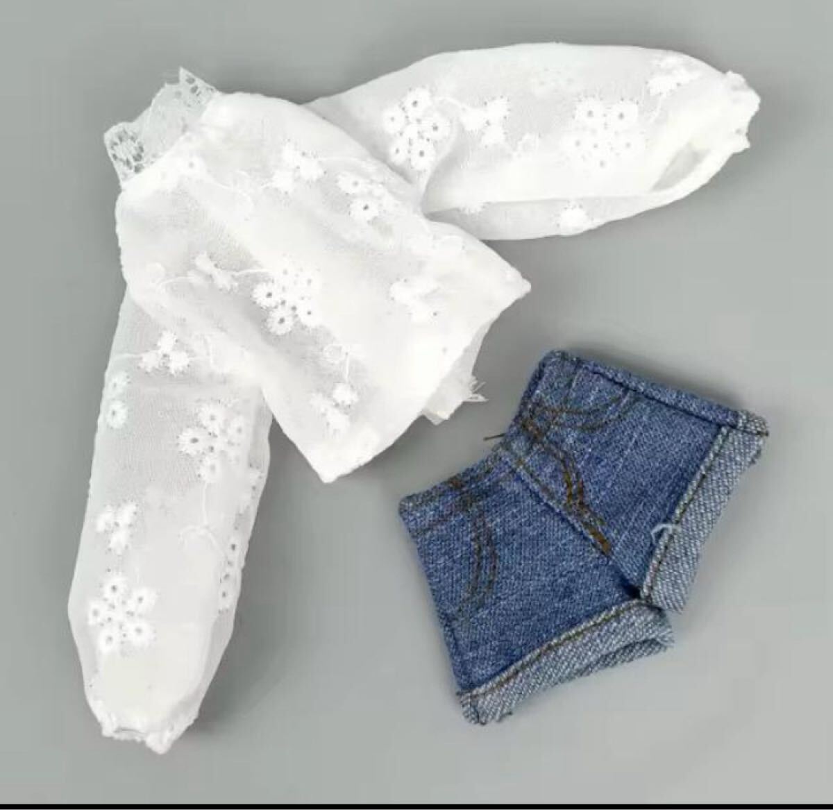 トップスとショートパンツのセットリカちゃん・バービーちゃん・お人形さん用 リカちゃん バービー お人形用 アウトフィット拍卖