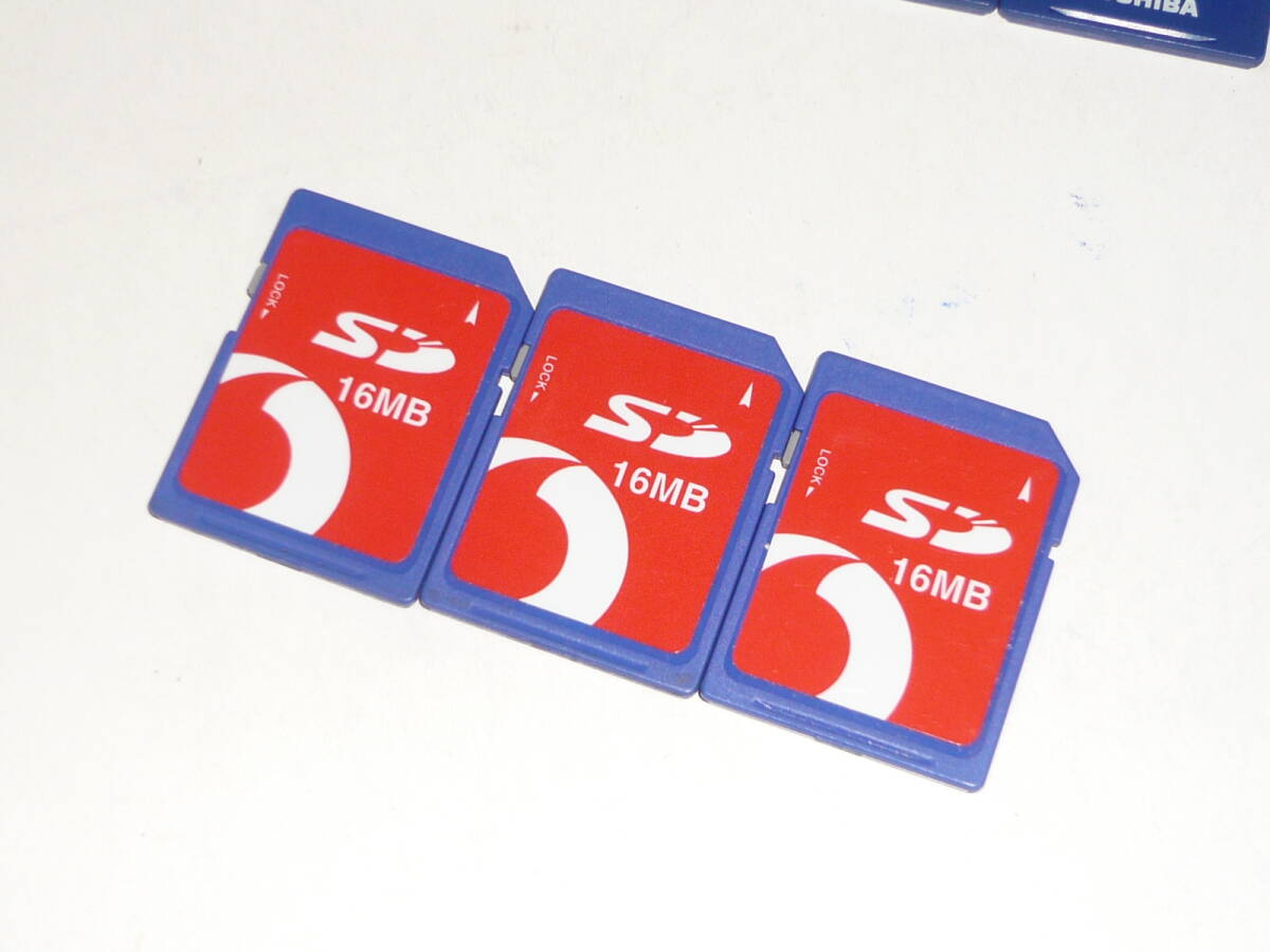 動作保証!TOSHIBA SDカード 16MB 3枚セット 安心の日本製拍卖