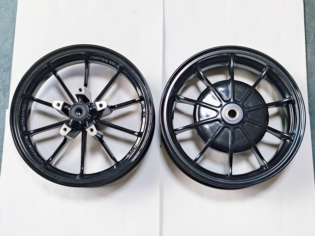 ヤマハ シグナスX SE12 SE44 社外 アルミホイール YAMAHA CYGNUS-X拍卖