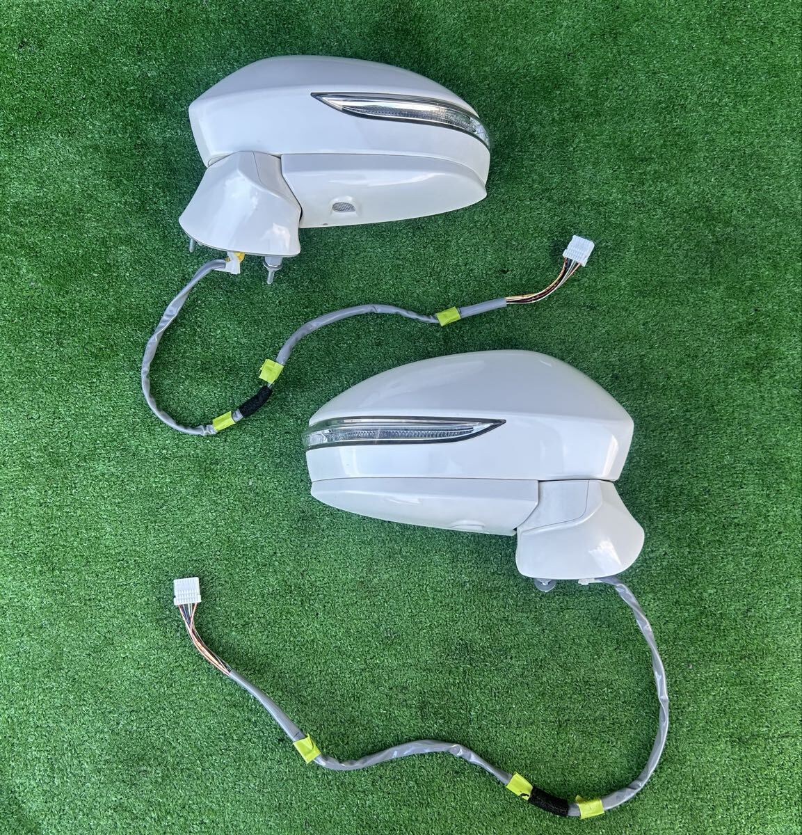 トヨタ クラウン AWS210 210系 左右セットドアミラー サイドミラー ARS210 GRS210 GWS214 カラー062 STAINLEY 30-403 動作確認済み!拍卖