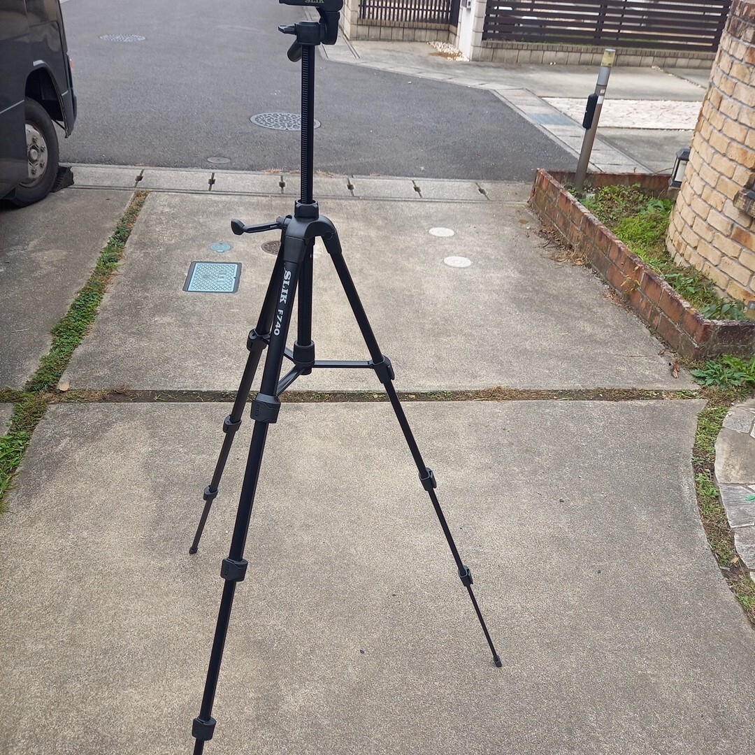三脚 SLIK f740 カメラ ビデオ などに 使用頻度すくなそう拍卖