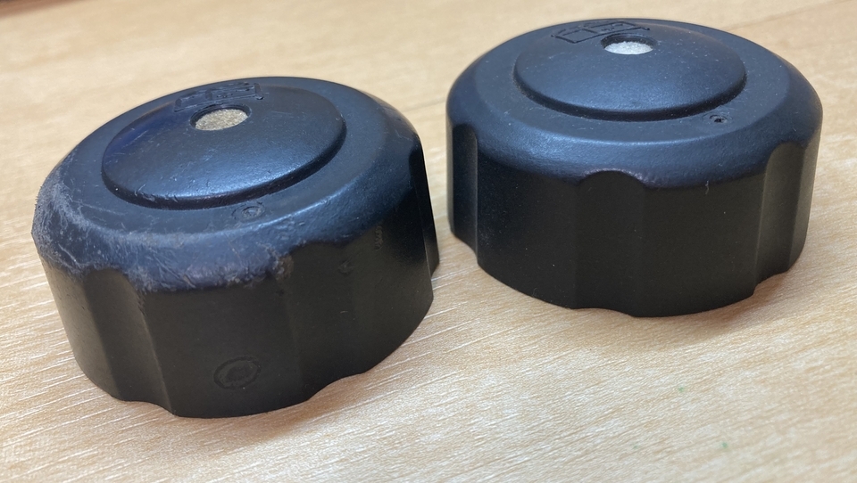 刈払機 草刈り機 燃料タンクのキャップ (パッキン不具合 あり) 中古品 // RYOBI リョービ EKK-26で利用していました。拍卖