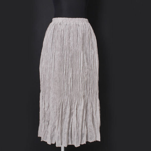 新品 YECCA VECCA ドビーシフォンプリーツスカート 定価11,000円 フリーサイズ グレーベージュ 7A11L0L0130 イェッカヴェッカ拍卖