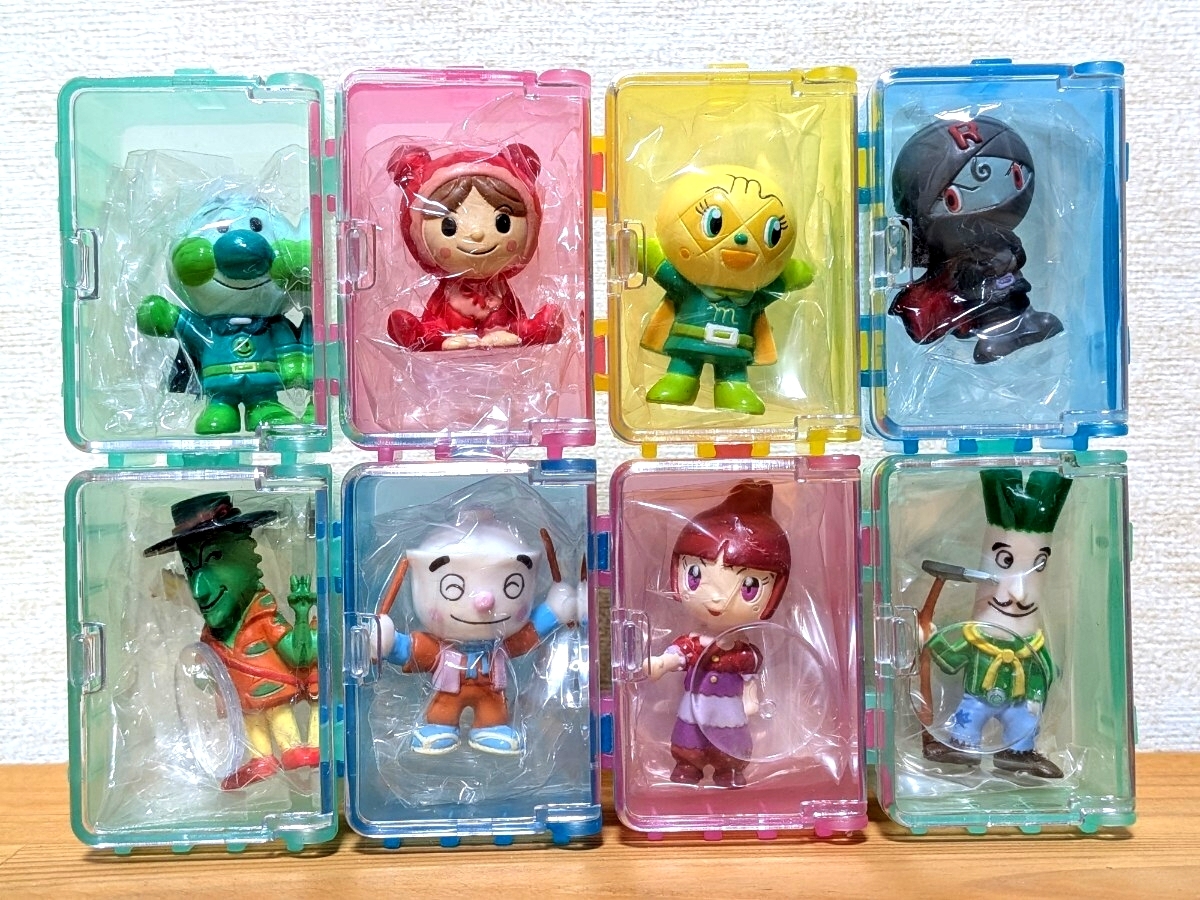 【セガ】 アンパンマンミュージアムコレクション★フィギュア★8個★ケースがつなかる!!★アンパンマン★ロールパンナ★メロンパンナ拍卖